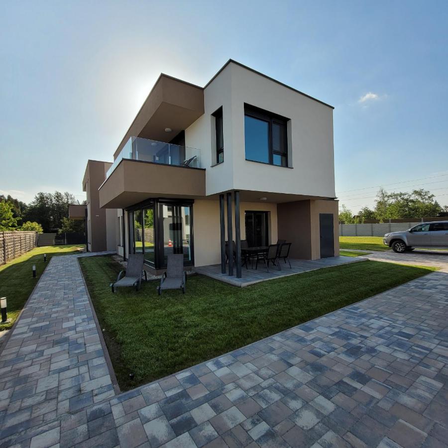 Zea Apartmanhaz Apartment Balatonfenyves Luaran gambar
